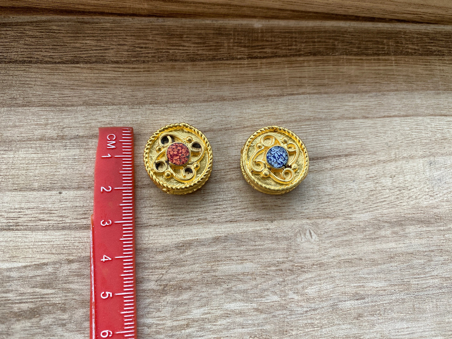 20mm Tibetan Bead, High Quality Brushed Gold Overlay Over Brass Bead with Anti Tarnish, Coral or Lapis Inlay Beads for Necklace or Bracelet