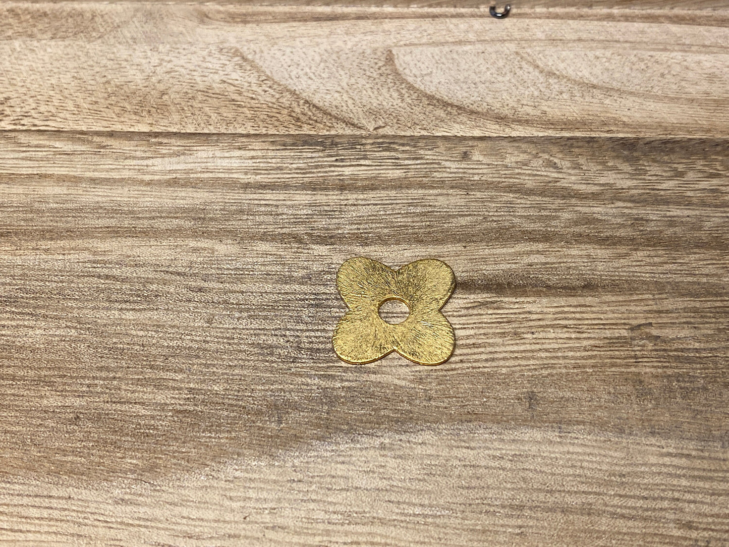 5pcs,Brushed Gold Jewelry Component,Quatrefoil Shaped, Clover,Gold Plated Jewelry Findings, Earring/Bracelet Charms, Connector,Anti Tarnish