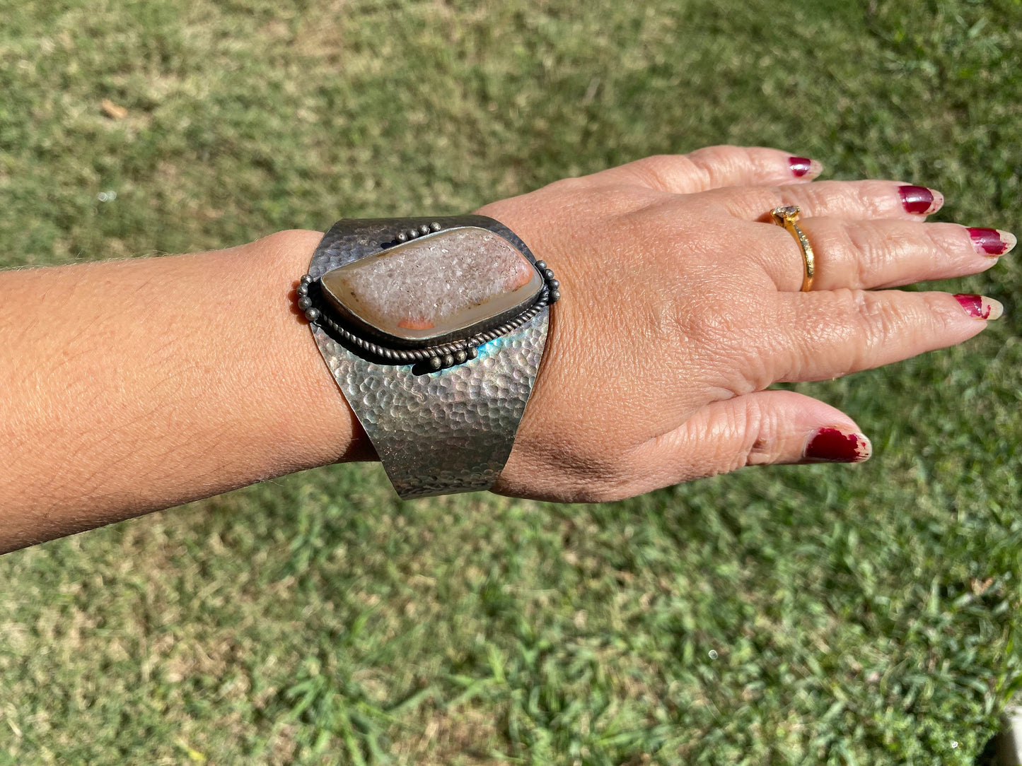 Adjustable Large Druzy Stone Antique Silver Looks, Wide Band Cuff, Hammered Cuff, Oxidize Silver Overlay Jewelry, Unique Jewelry