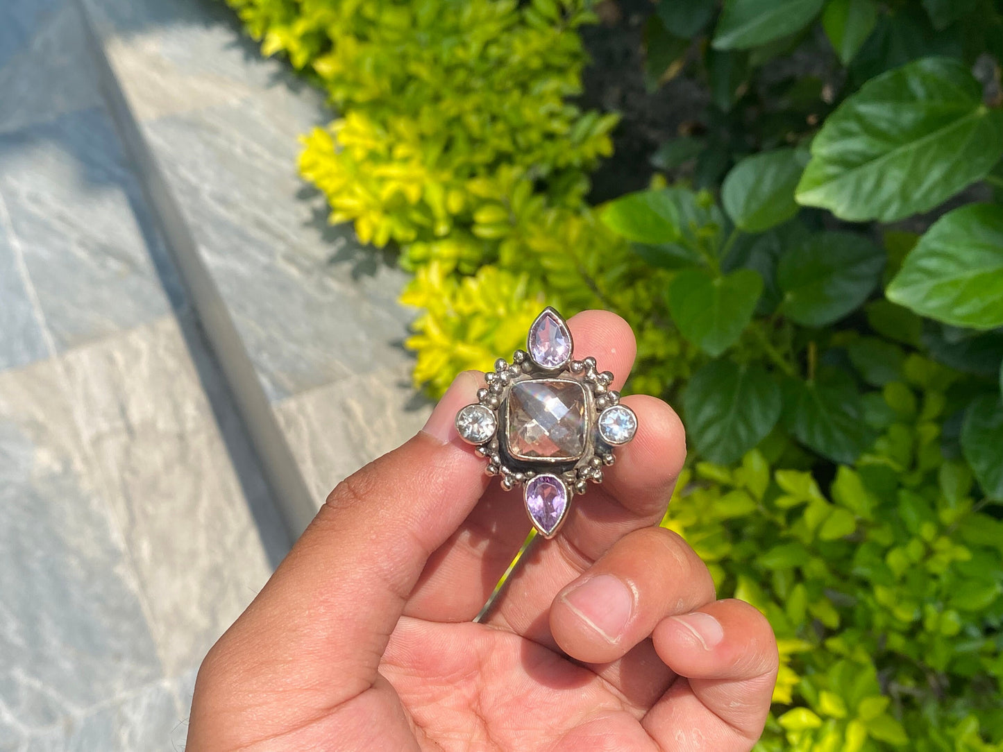 Aesthetic Hammered Ring, Floral Designed Ring, Daily wear Pendant, Natural Gemstone Ring, Hippie Ring, Gift ideas, Handmade Ring.