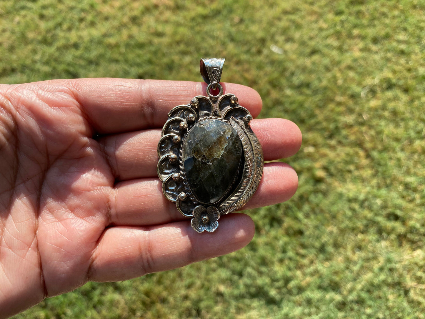 Labradorite Natural Stone Tibetan Silver Pendant, Anxiety Relief Pendant, Ethnic Jewelry, Jewelry Making, Necklace Pendant, Healing Crystal