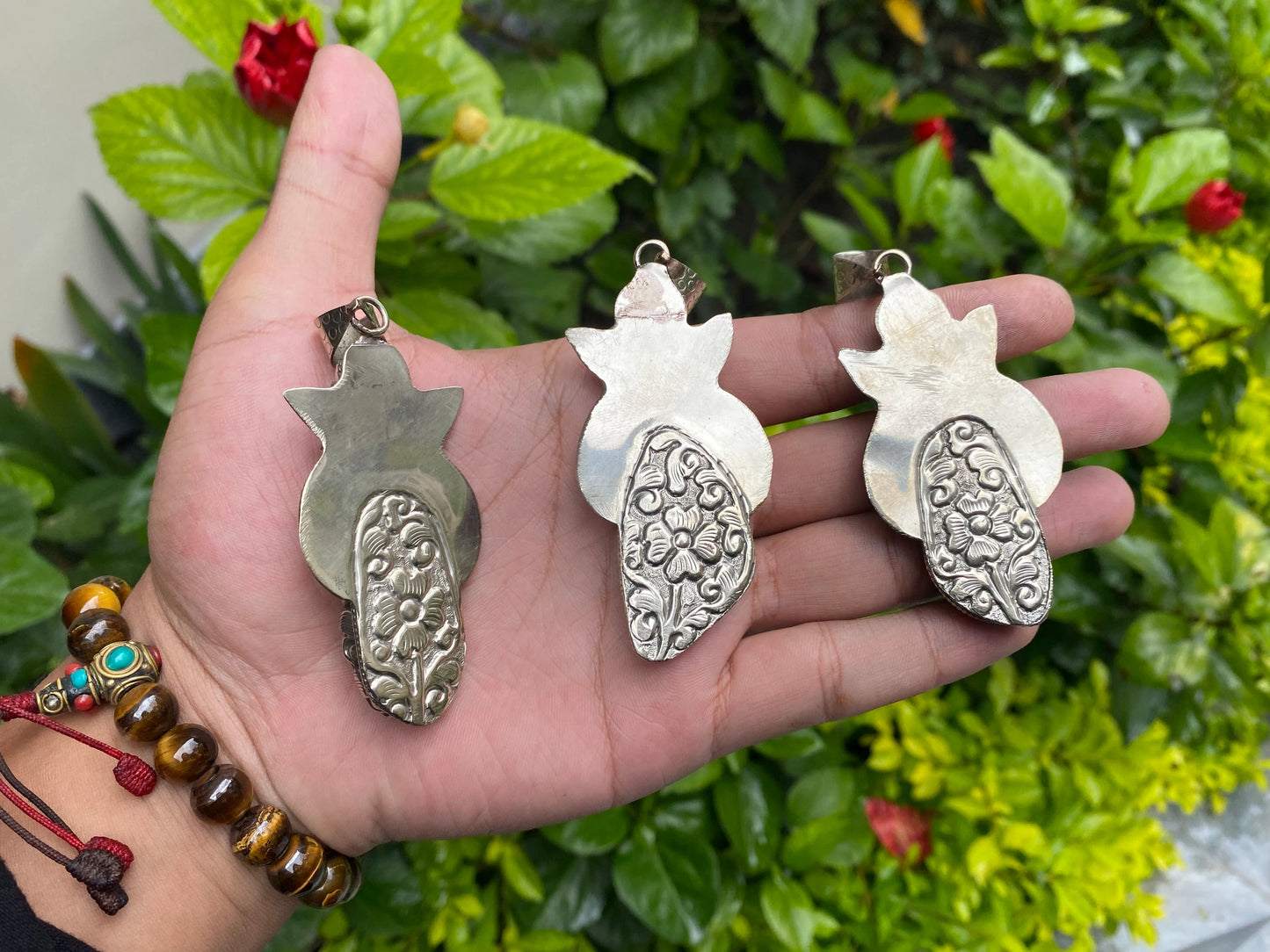 Artisan-Crafted Floral Pendant: Turquoise, Lapis, and Tibetan Silver Beauty, Pendant for Positivity, Hammered design, Unisex boho pendant.