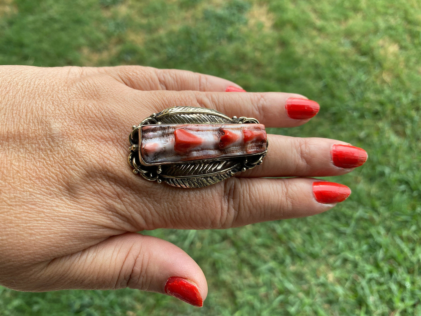 Big Adjustable Natural Spiny Oyster Tibetan Silver Ring, Spiny Oyster Jewelry, Southwest Ring, Statement Ring, Native American Style