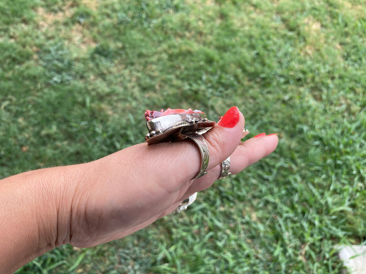 Big Adjustable Natural Spiny Oyster Tibetan Silver Ring, Spiny Oyster Jewelry, Southwest Ring, Statement Ring, Native American Style