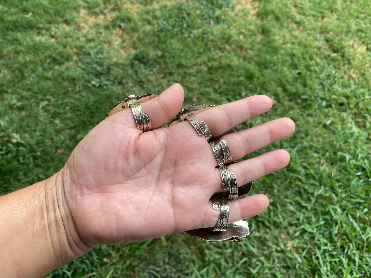 Big Adjustable Natural Spiny Oyster Tibetan Silver Ring, Spiny Oyster Jewelry, Southwest Ring, Statement Ring, Native American Style