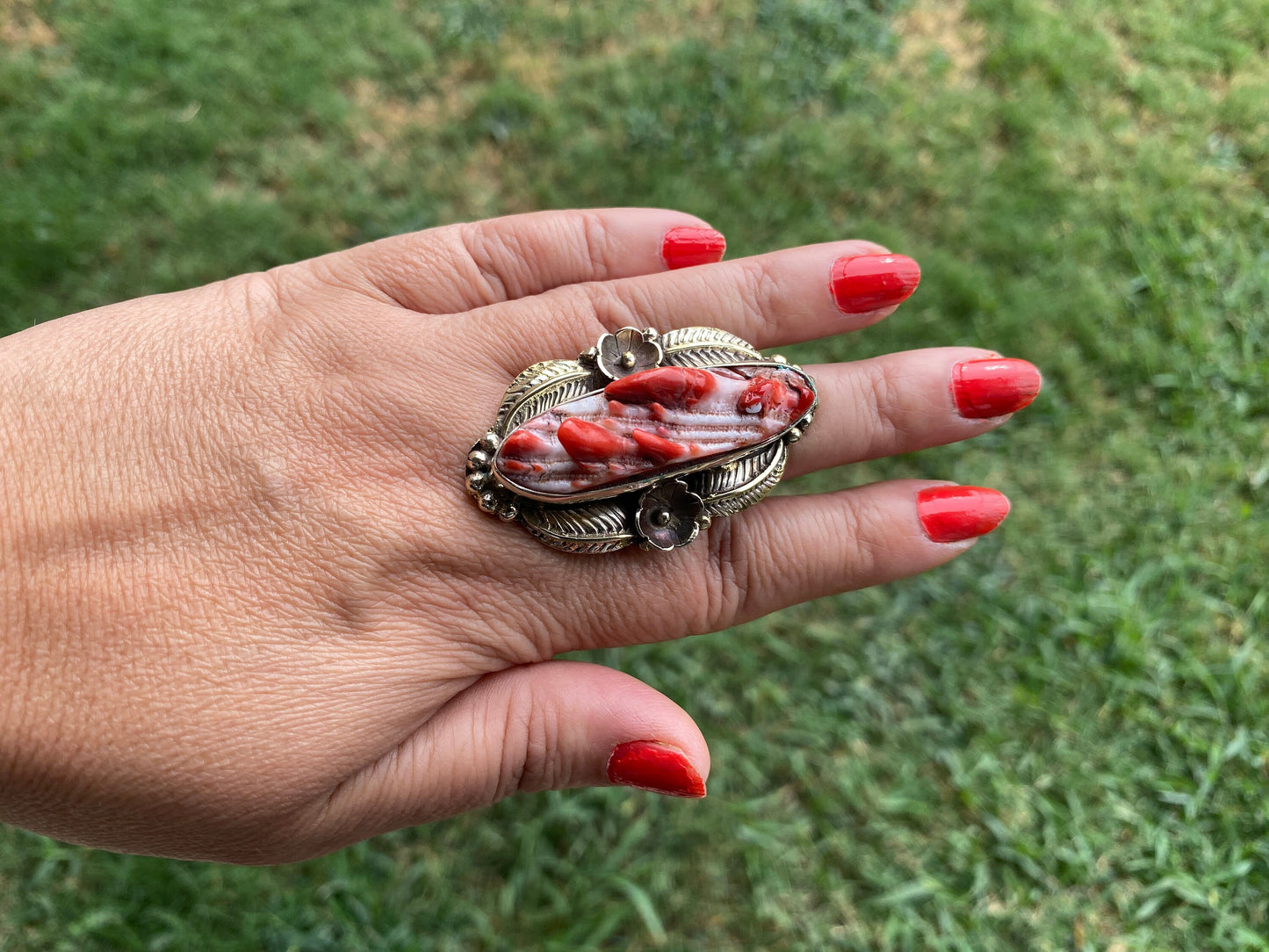 Big Adjustable Natural Spiny Oyster Tibetan Silver Ring, Spiny Oyster Jewelry, Southwest Ring, Statement Ring, Native American Style