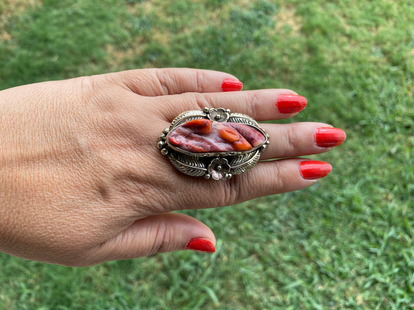 Big Adjustable Natural Spiny Oyster Tibetan Silver Ring, Spiny Oyster Jewelry, Southwest Ring, Statement Ring, Native American Style