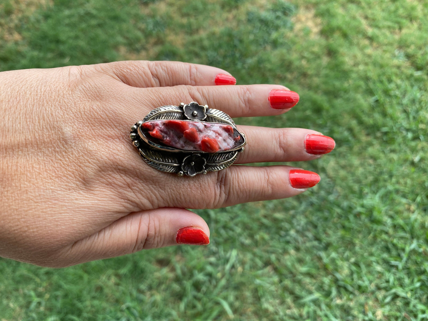 Big Adjustable Natural Spiny Oyster Tibetan Silver Ring, Spiny Oyster Jewelry, Southwest Ring, Statement Ring, Native American Style