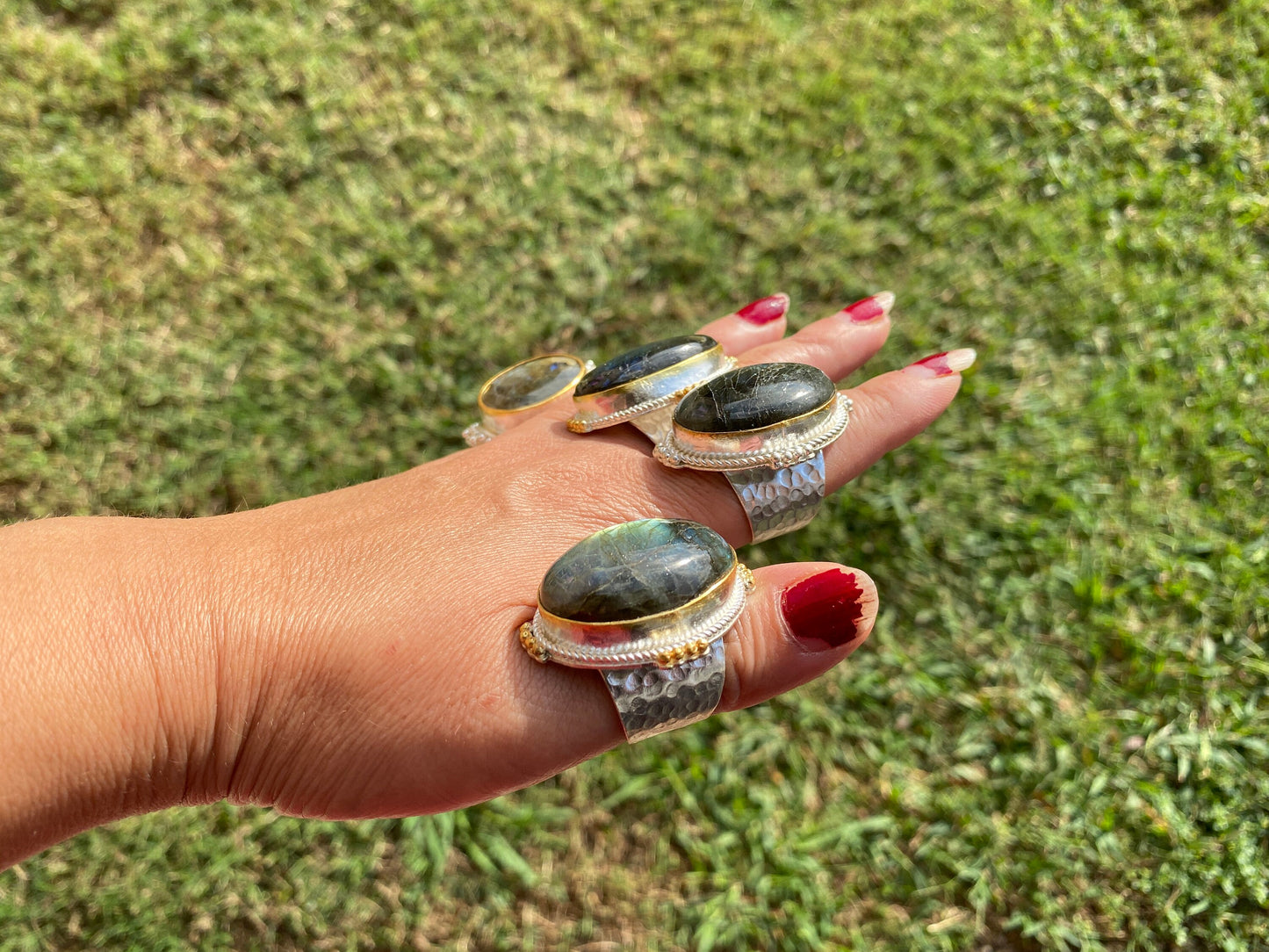 Big Adjustable Two Tone Ring, Labradorite Gemstone, Gold and Silver Overlay Ring, Statement Ring, Luxury Jewelry, Hammered Ring, Big Stone
