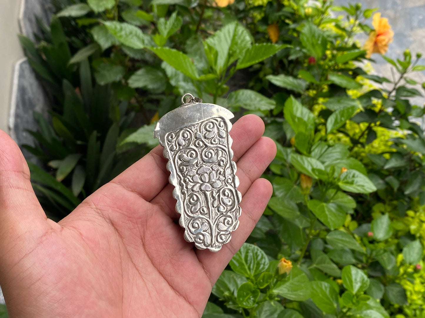 Big Antique pendant with Flower motif on water buffalo Bone, Unique pendant for daily wear, Tibetan silver jewelry, gift for him/her.