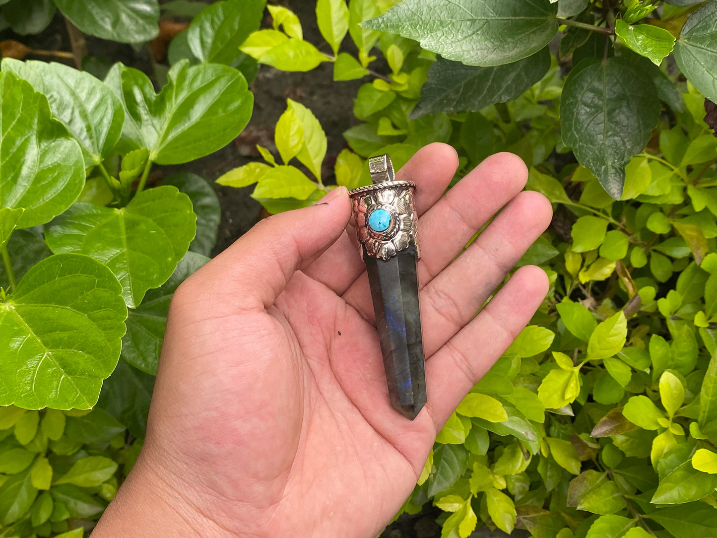 Big pointed Labradorite Pendant, Pendant for daily wears, Handmade pendant, Healing Pendant, Unisex Pendant, Turquoise adorned Pendant.