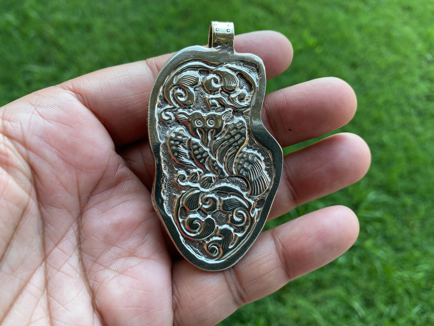 Buddha Face with Lotus Flower Carved Bone Tibetan Silver Pendant, Meditation Pendant, Yoga Jewelry, Buddhist Jewelry, Spiritual Amulet, Boho