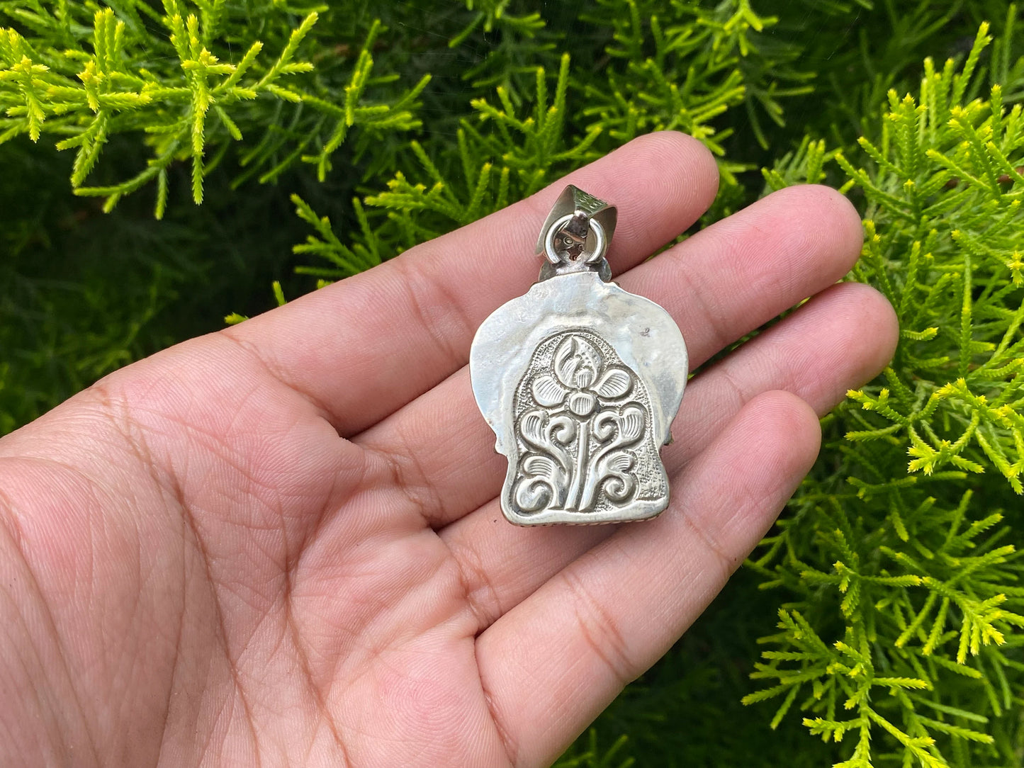 Buddha face carved Pendant, Healing Pendant, Hand Carved Pendant, Pendant for Positivity, Resin Pendant.