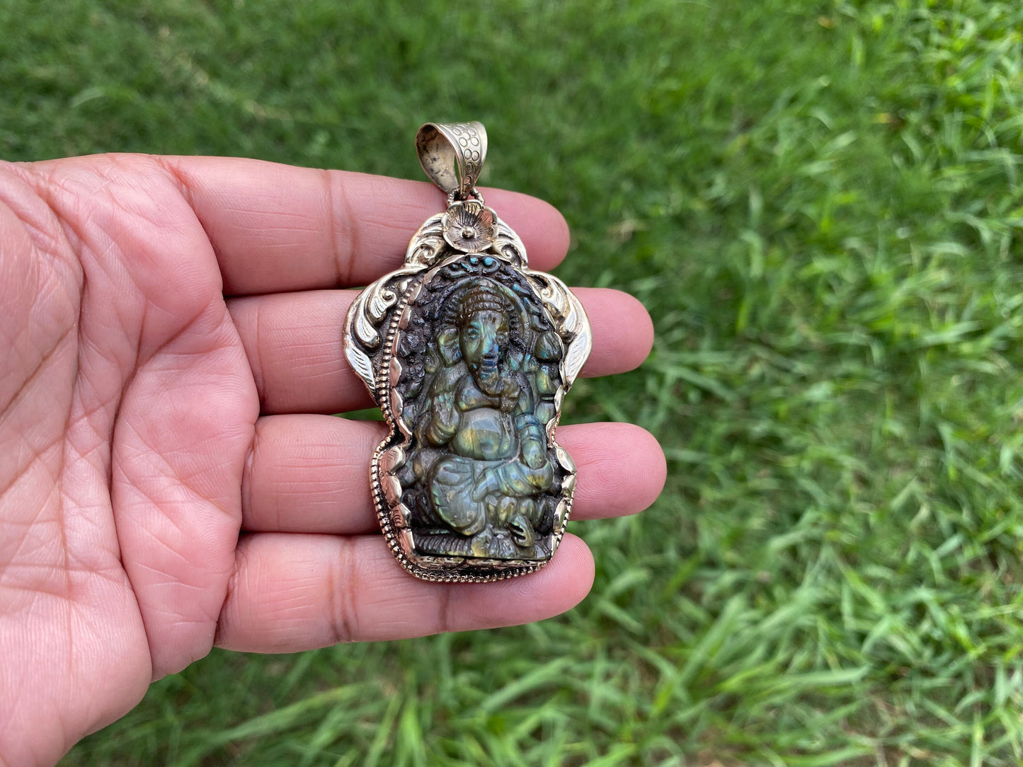 Carved Lord Ganesh labradorite Pendant, Tibetan Silver Pendant, Deity Jewelry, Hindu Symbolism, Spiritual Accessory, Remover Of Obstacles