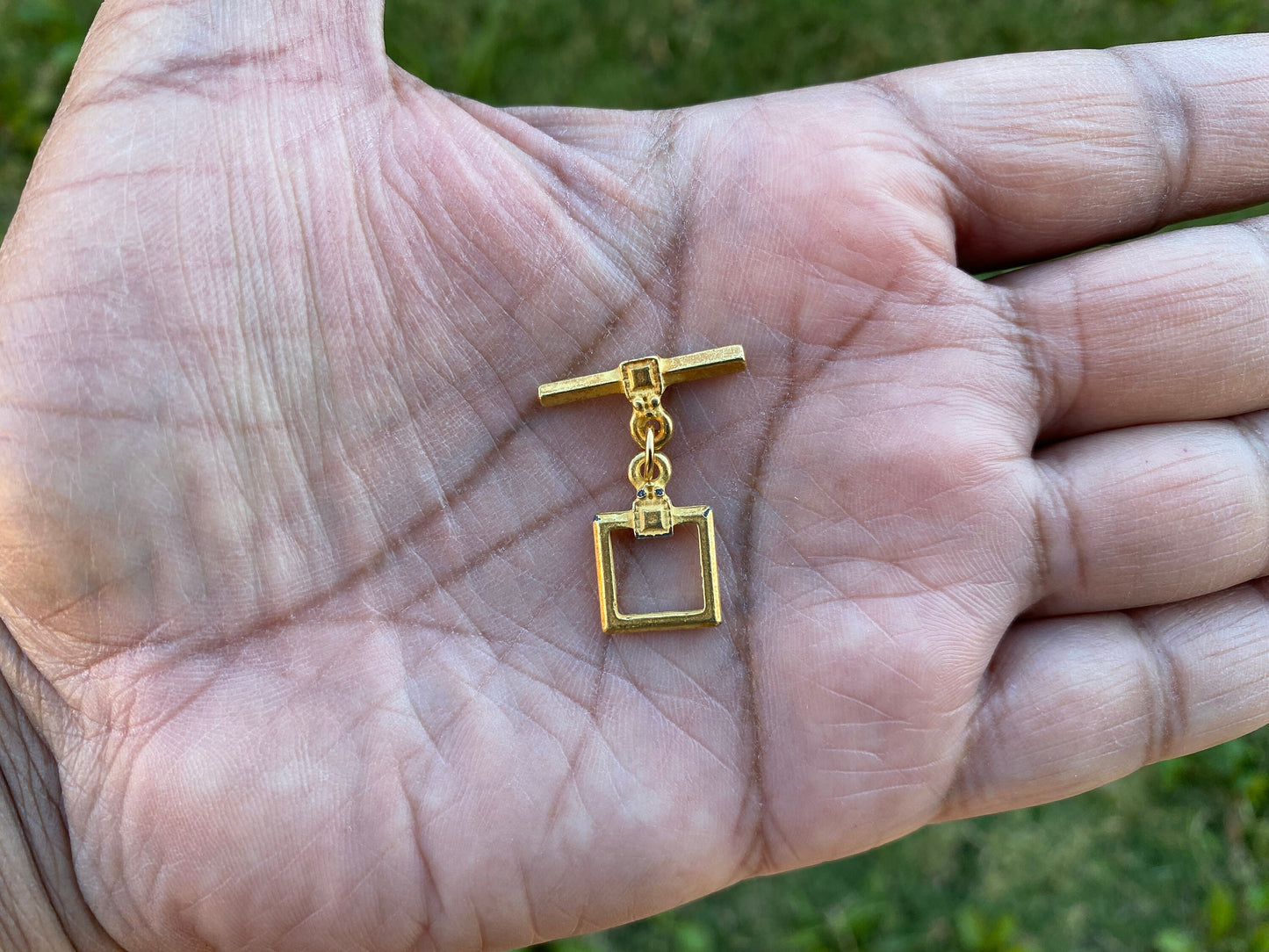 Classics Toggle, High Quality 18K Matte Gold Overlay Toggle Clasp, T Bar Fasteners for Necklace, Fancy Bracelet Closures, Designer's Toggles
