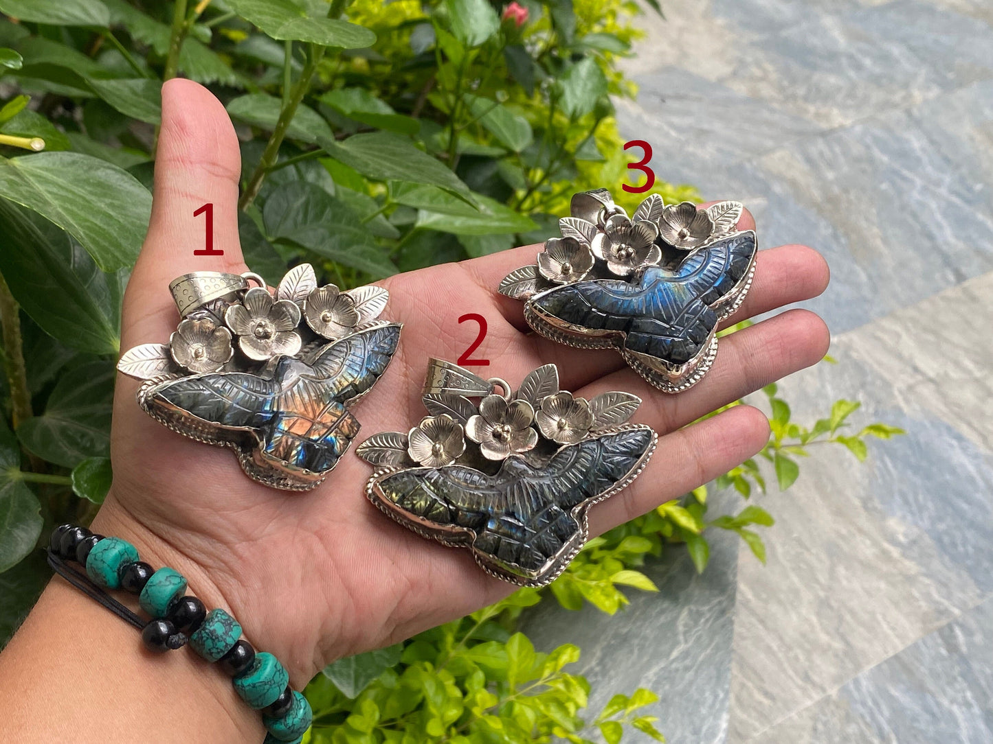 Daily Wear Labradorite Pendant: Elegant Eagle and Floral Design, Hammered Pendant, Unique labradorite pendant, Healing properties .