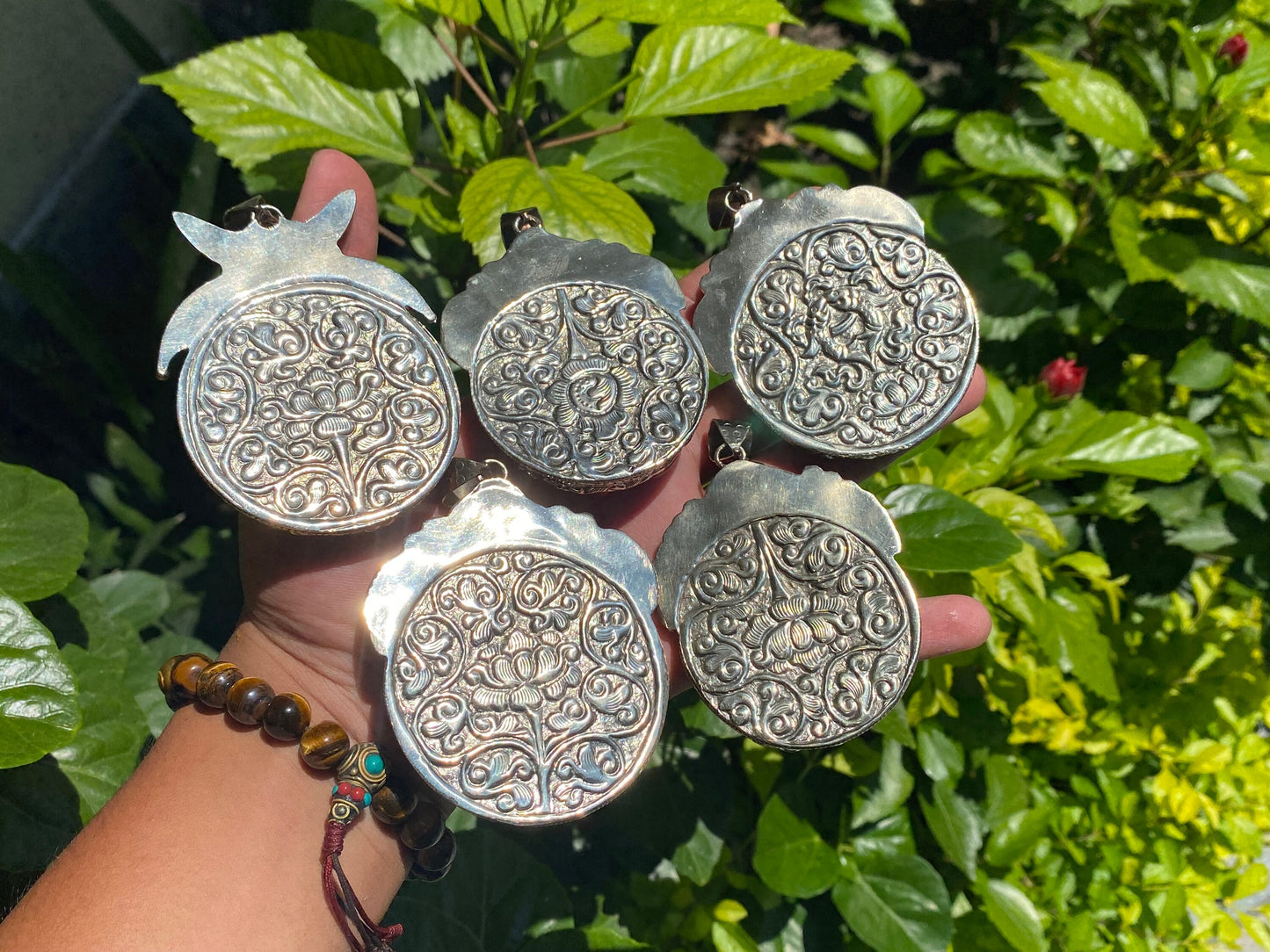 Desert Sea Gem: Oceanic Tibetan Silver Pendant from Nepal, Big Spiny orange oyster pendant adorned with natural raw lapis, Unique gift idea.