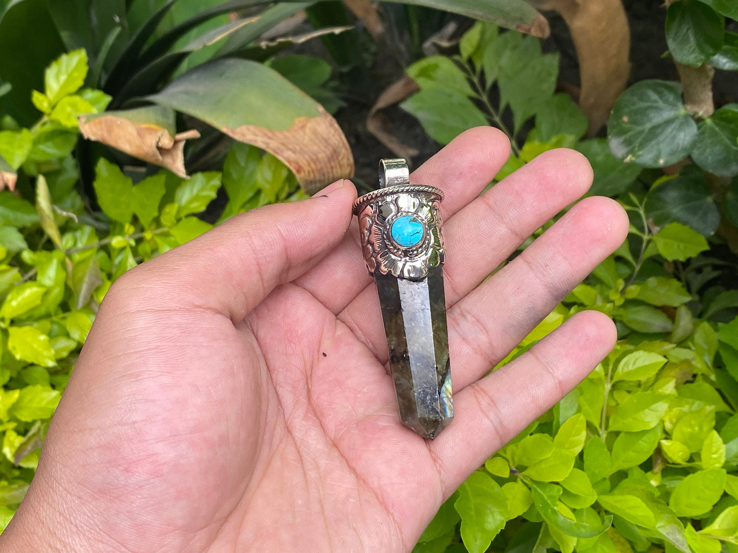 Elegant Big Pointed Labradorite Pendant for Daily Wear, Natural Gemstone Pendant, Pointed Pendant.