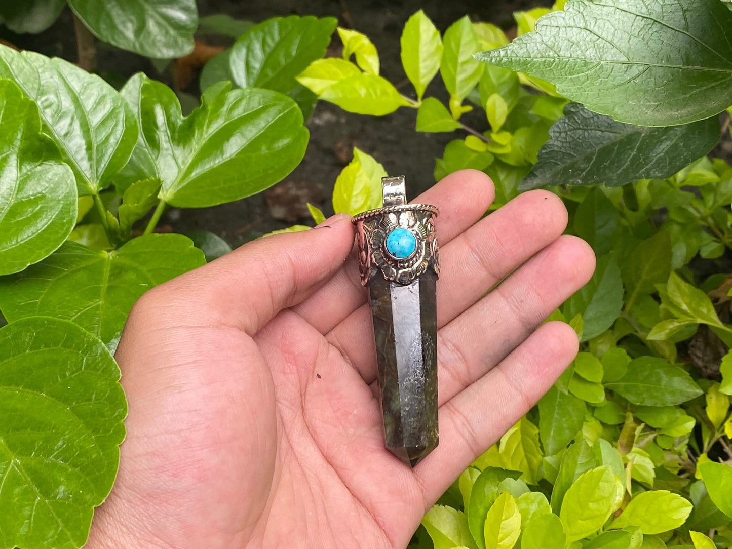 Elegant Big Pointed Labradorite Pendant for Daily Wear, Natural Gemstone Pendant, Pointed Pendant.