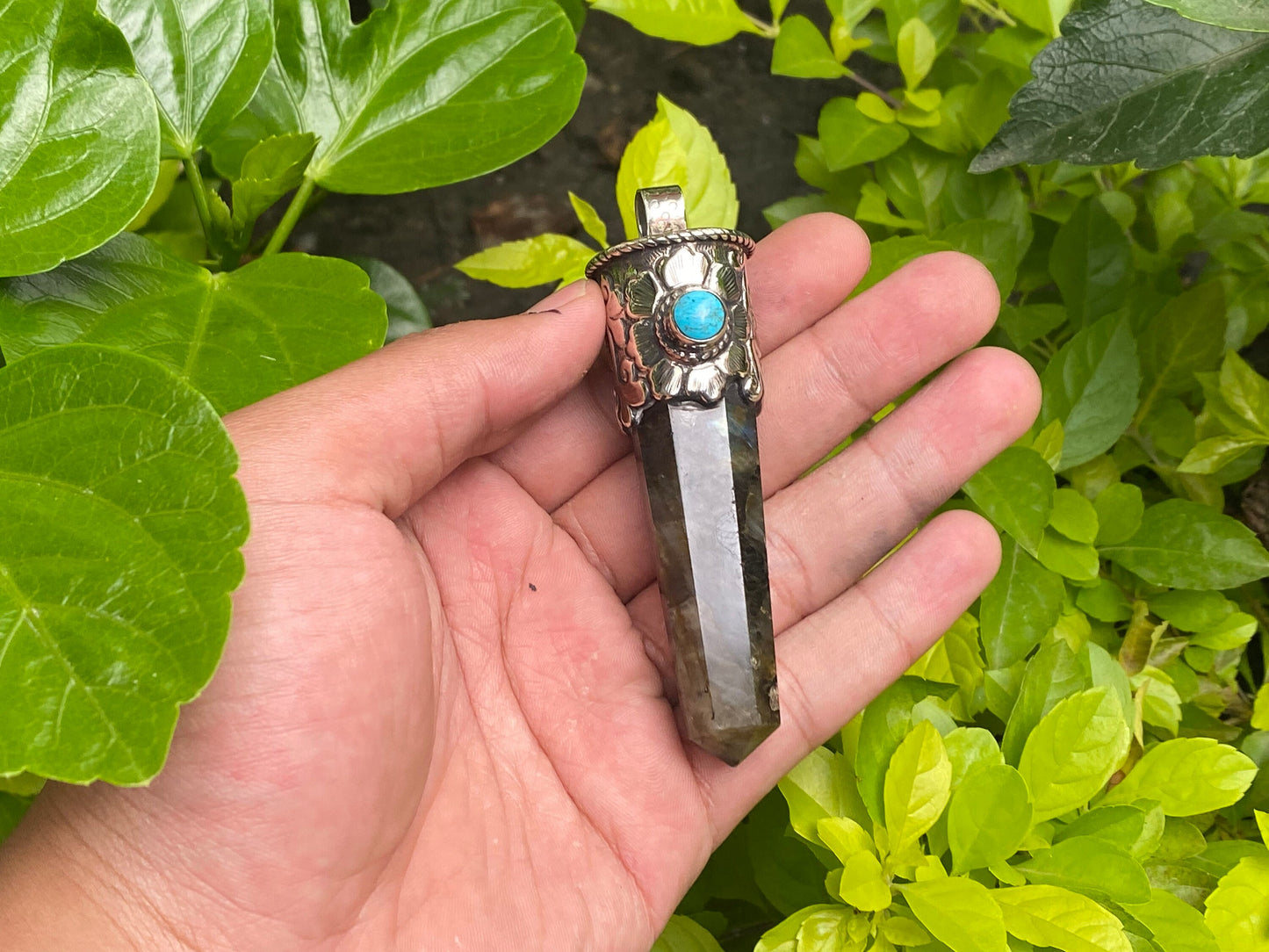 Elegant Big Pointed Labradorite Pendant for Daily Wear, Natural Gemstone Pendant, Pointed Pendant.