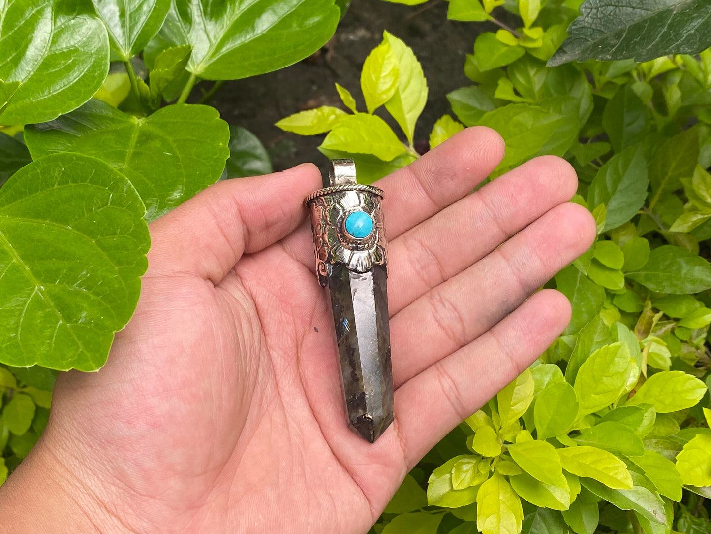 Elegant Big Pointed Labradorite Pendant for Daily Wear, Natural Gemstone Pendant, Pointed Pendant.