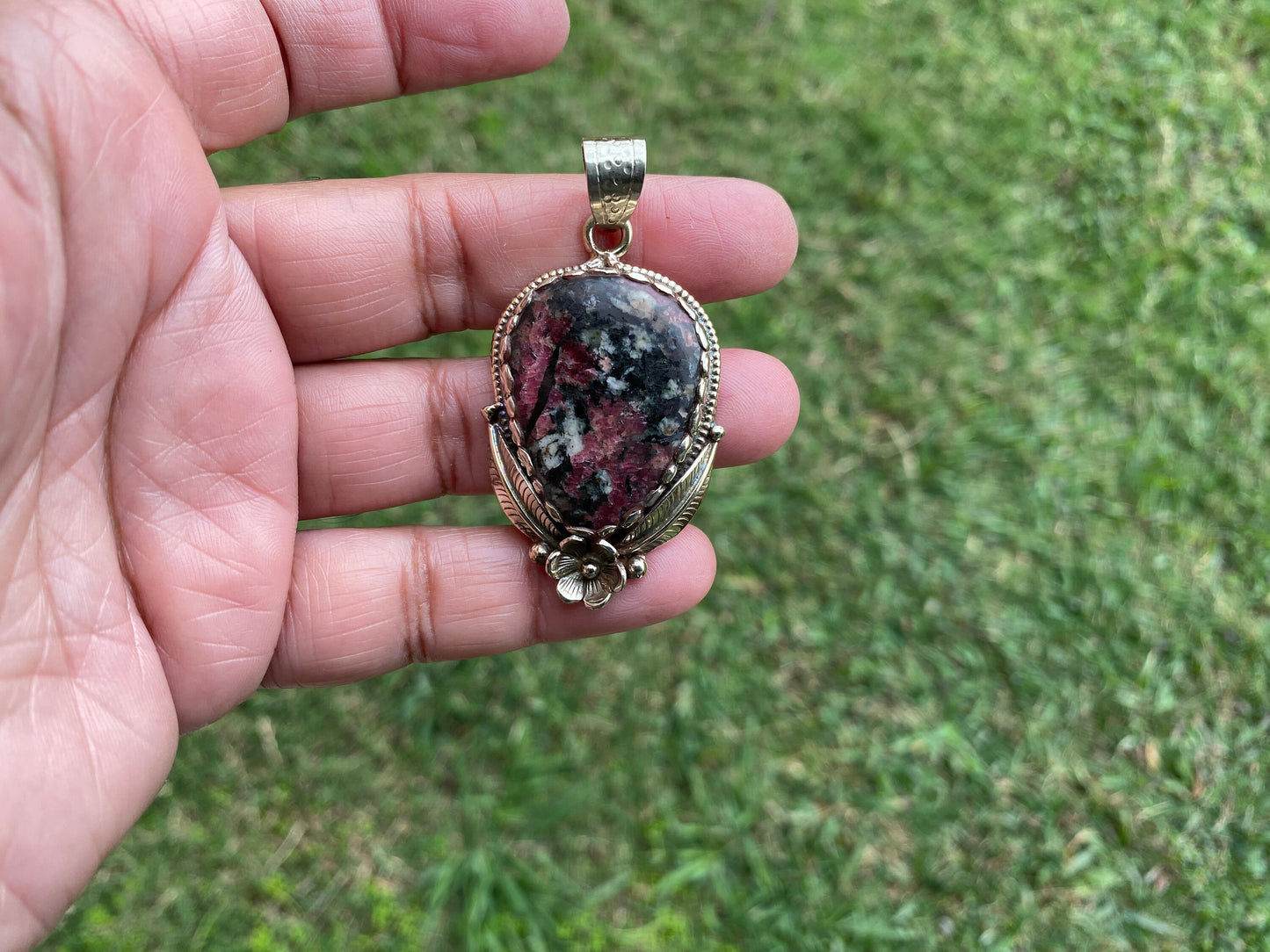 Eudialyte Natural Stone Tibetan Silver Pendant, Unique Gemstone Pendant, Cosmic Energy Stone, Metaphysical Gemstone, Nature-Inspired Pendant