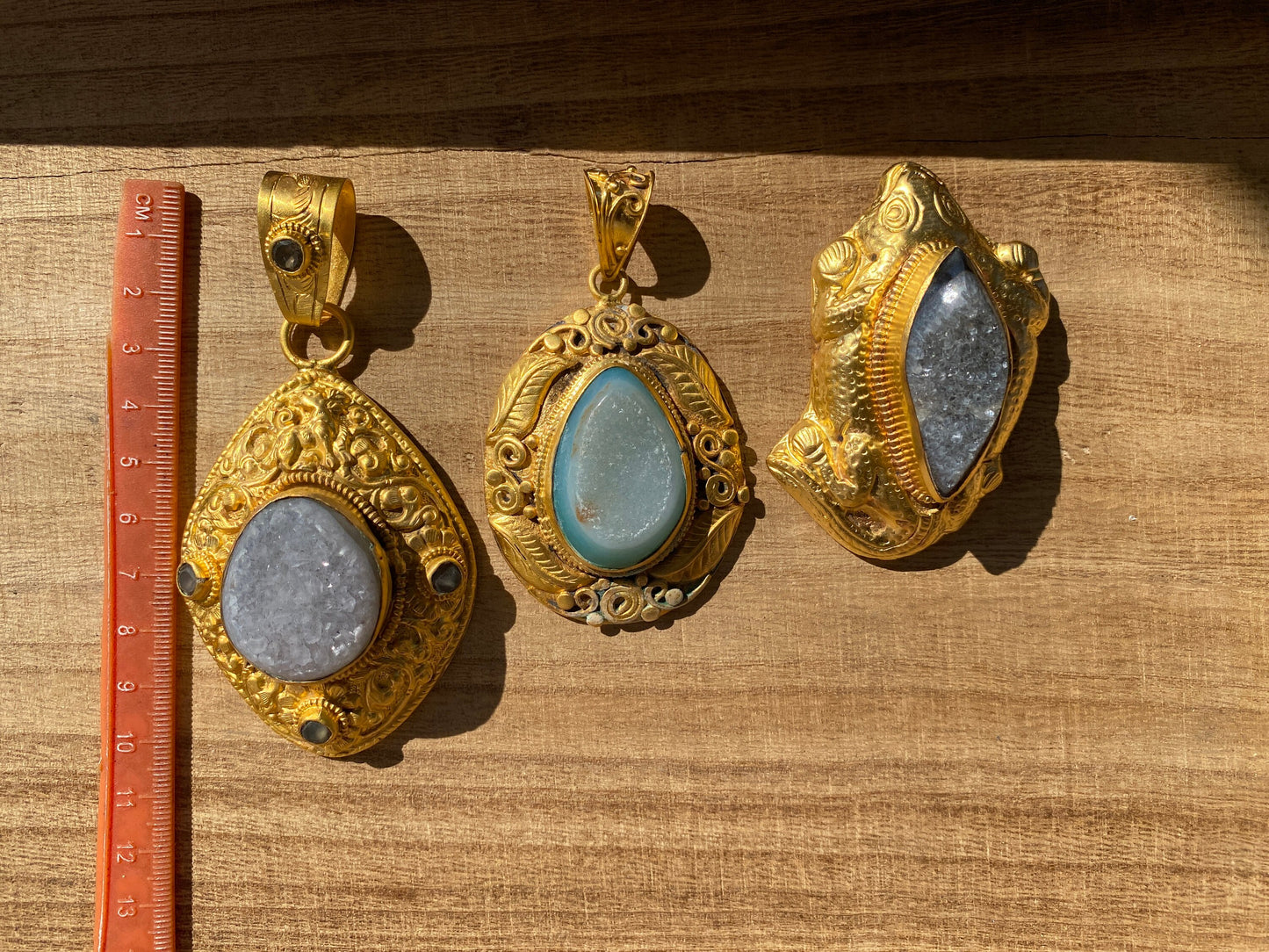 Gold Overlay Druzy Agate Pendant, Natural Stone Elegance, Healing Jewelry, Premium Jewelry, Fashion Statement, Elegant Gifts, Power Stone