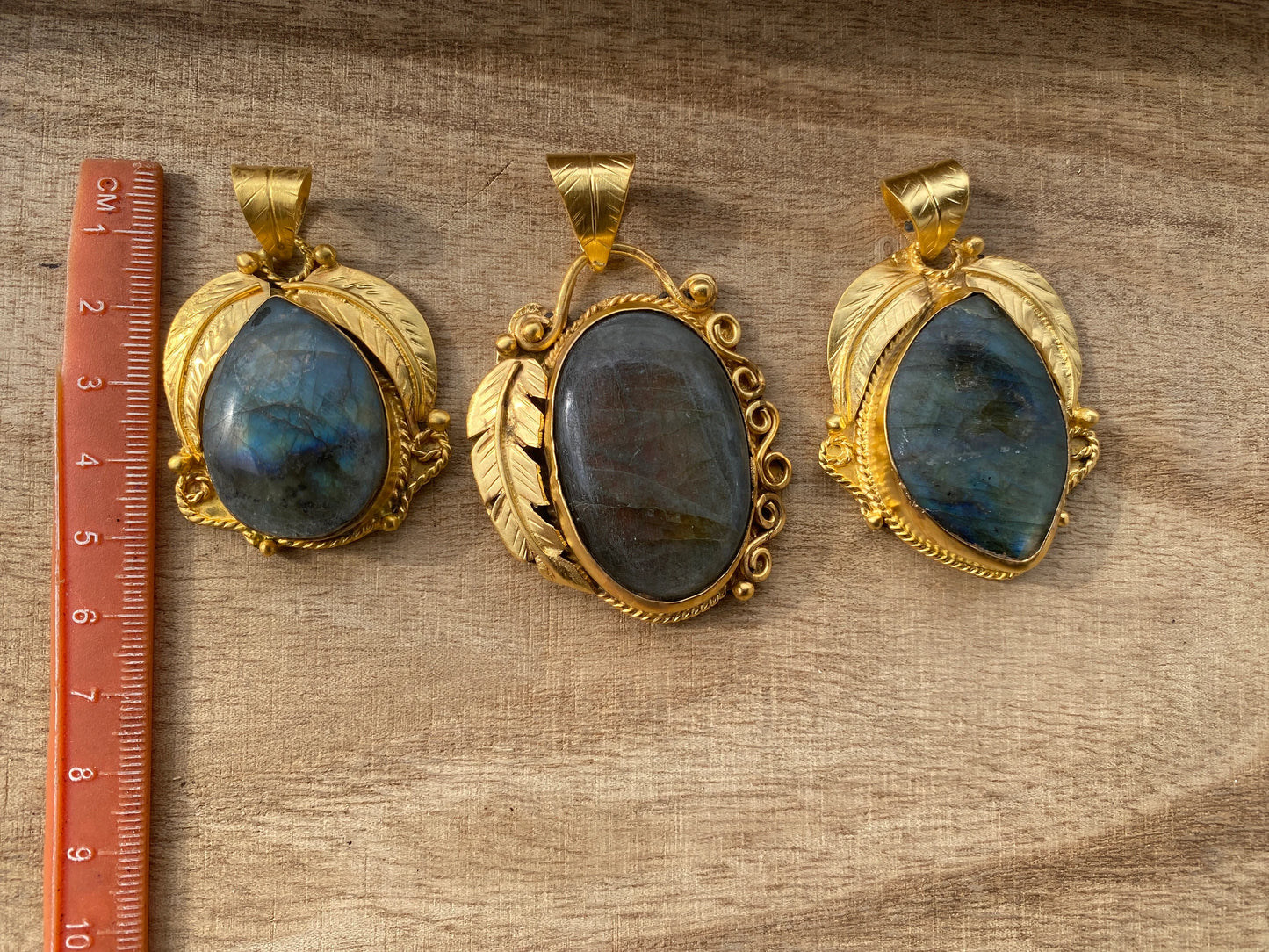 Gold Overlay Encased Labradorite Artisan-crafted Pendant, Mystical Charm, Elegant Craftsmanship, Nature's Magic Jewelry, Aurora-inspired