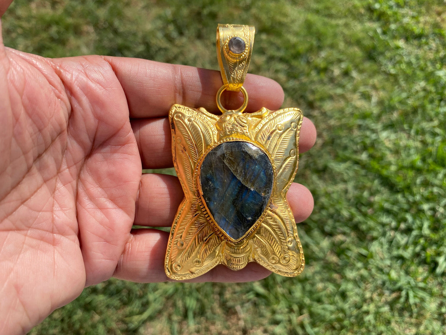 Gold Overlay Labradorite or Chrysocolla Pendant, Mystical Jewelry, Elegant Craftsmanship, Nature's Magic, Aurora-inspired, Luxurious Design