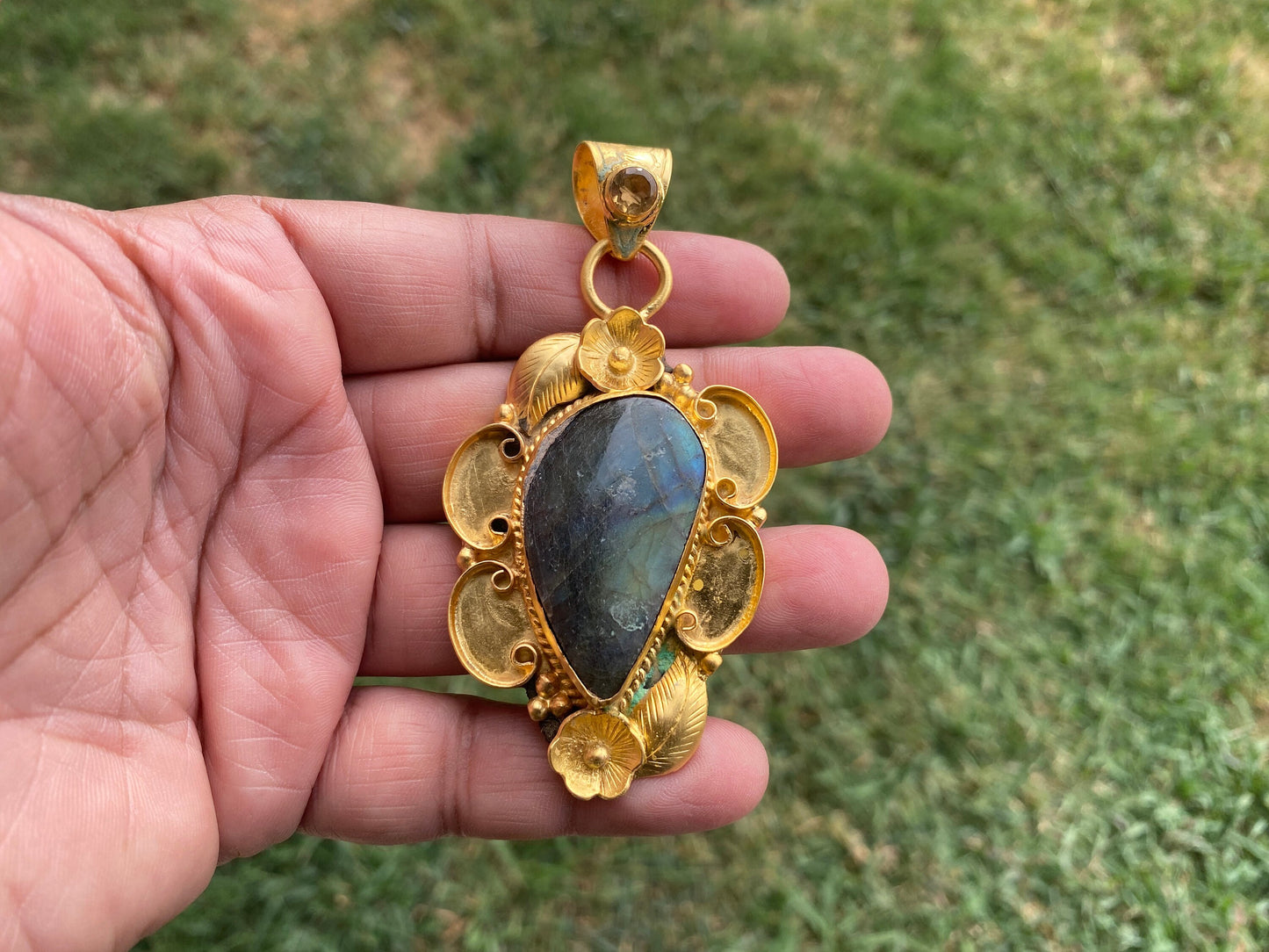 Gold Overlay Labradorite with Citrine Handcrafted Pendant, Mystical Charm, Elegant Craftsmanship, Nature's Magic Jewelry, Aurora-inspired