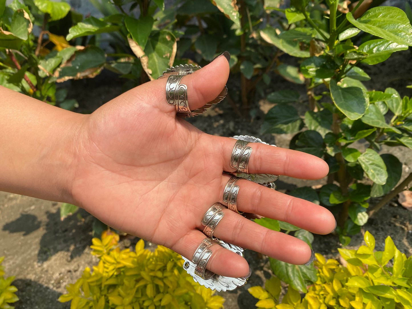 Adjustable spiny orange oyster ring, Tibetan Silver Ring, Handmade Ring, Hammered Ring, Hippie Ring.