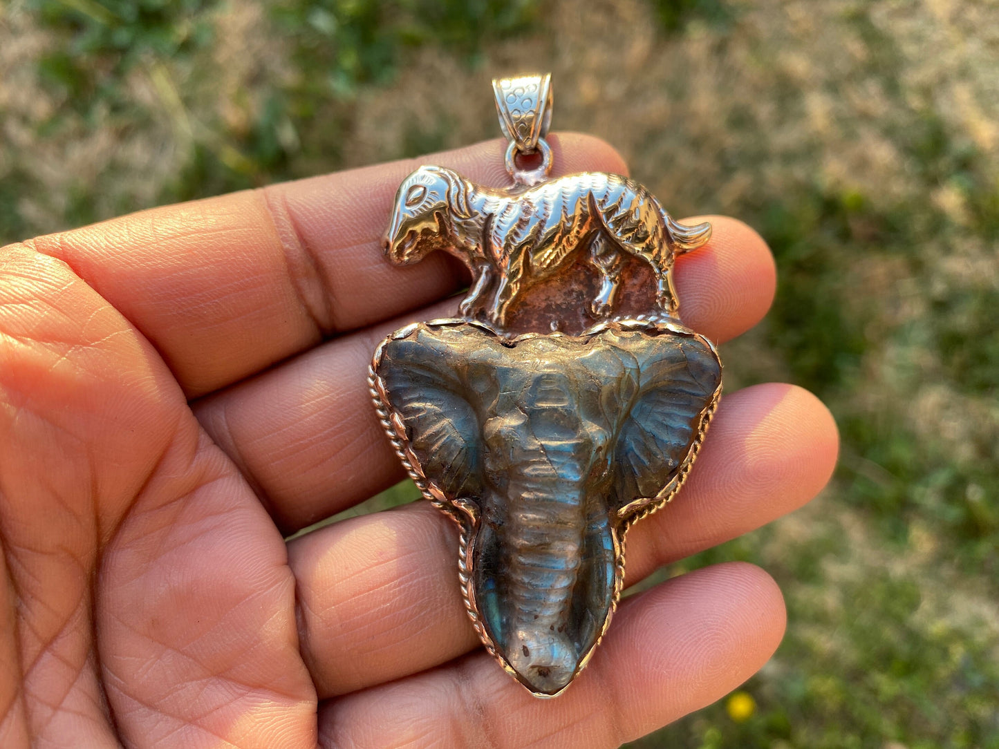 Hand Carved Elephant Head Labradorite Stone Tibetan Silver Pendant, Elephant Pendant for Necklace, Blue Labradorite, Animal Pendant