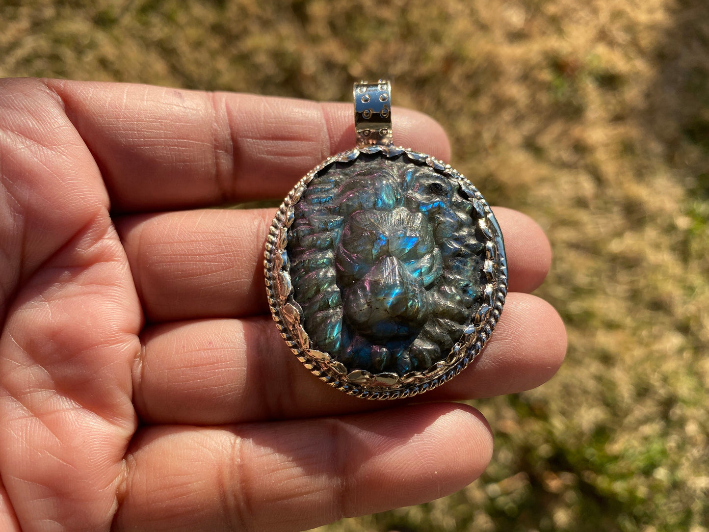 Hand Carved Lion Head Labradorite Tibetan Silver Pendant, Lion Pendant, Labradorite Lion, Blue Labradorite, Crystal Pendant, Animal Pendant