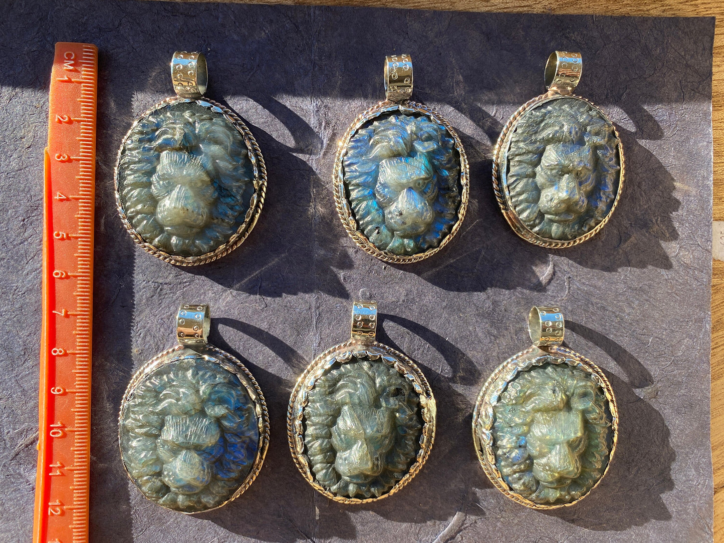 Hand Carved Lion Head Labradorite Tibetan Silver Pendant, Lion Pendant, Labradorite Lion, Blue Labradorite, Crystal Pendant, Animal Pendant