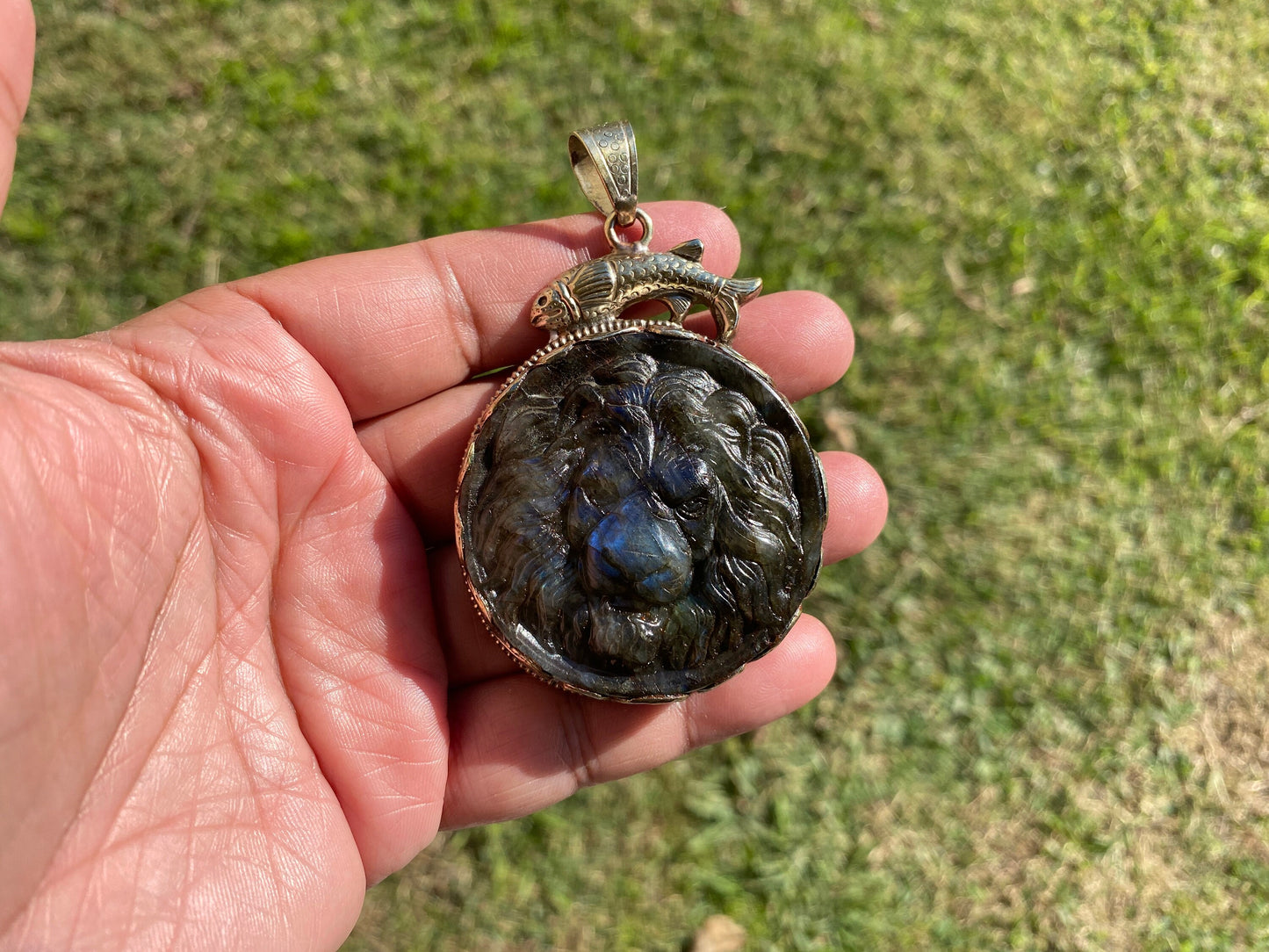 Hand Carved Lion Labradorite Tibetan Silver Pendant, Lion Pendant, Labradorite Lion, Blue Labradorite, Wildlife Jewelry, Animal Pendant