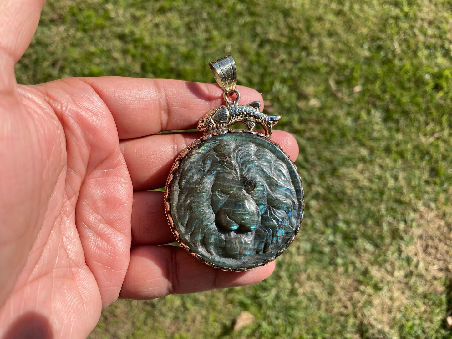 Hand Carved Lion Labradorite Tibetan Silver Pendant, Lion Pendant, Labradorite Lion, Blue Labradorite, Wildlife Jewelry, Animal Pendant