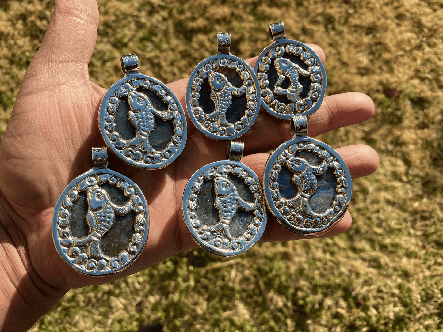 Hand Carved Lion Head Labradorite Tibetan Silver Pendant, Lion Pendant, Labradorite Lion, Blue Labradorite, Crystal Pendant, Animal Pendant