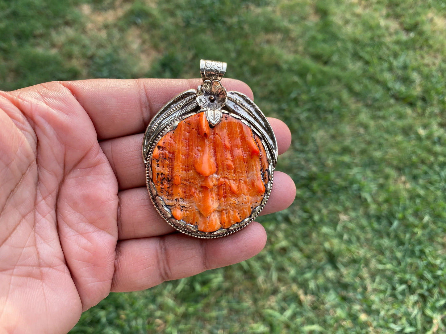 Handcrafted Large Spiny Oyster Tibetan Silver Pendant, Nature Crafted, Desert Sea Gem, Oceanic Ornament, Ocean Jewel, Ocean Inspired Jewelry