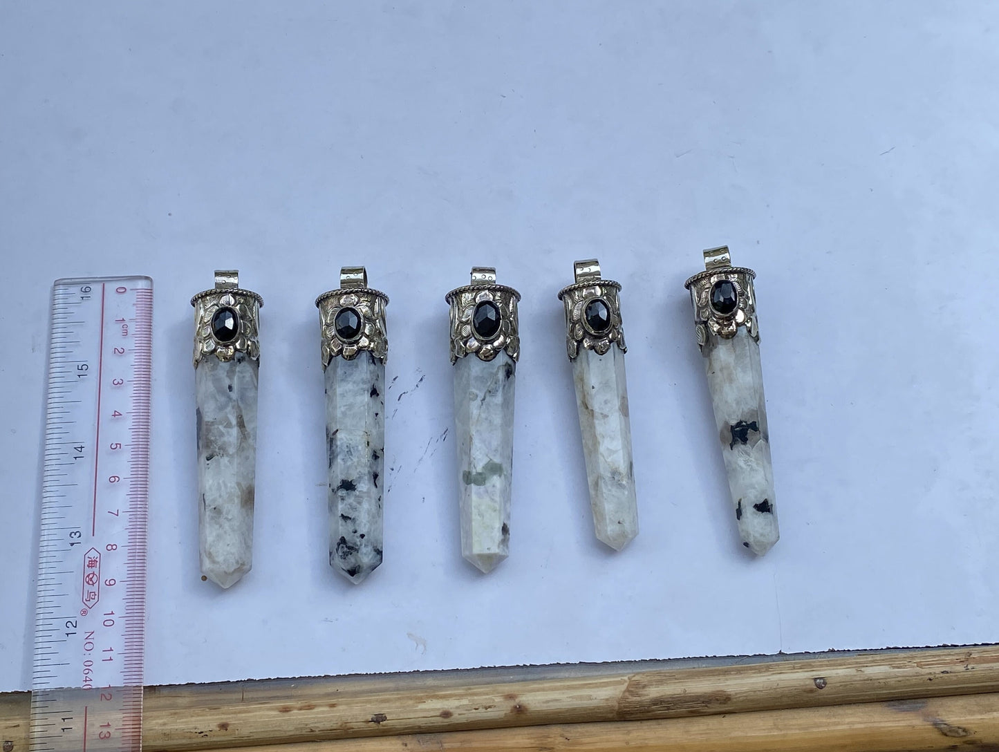 Handcrafted Pointed Gemstone Pendant: Perfect Gift Ideas, Moonstone Pendant, Healing pendant, Unisex Pendant.