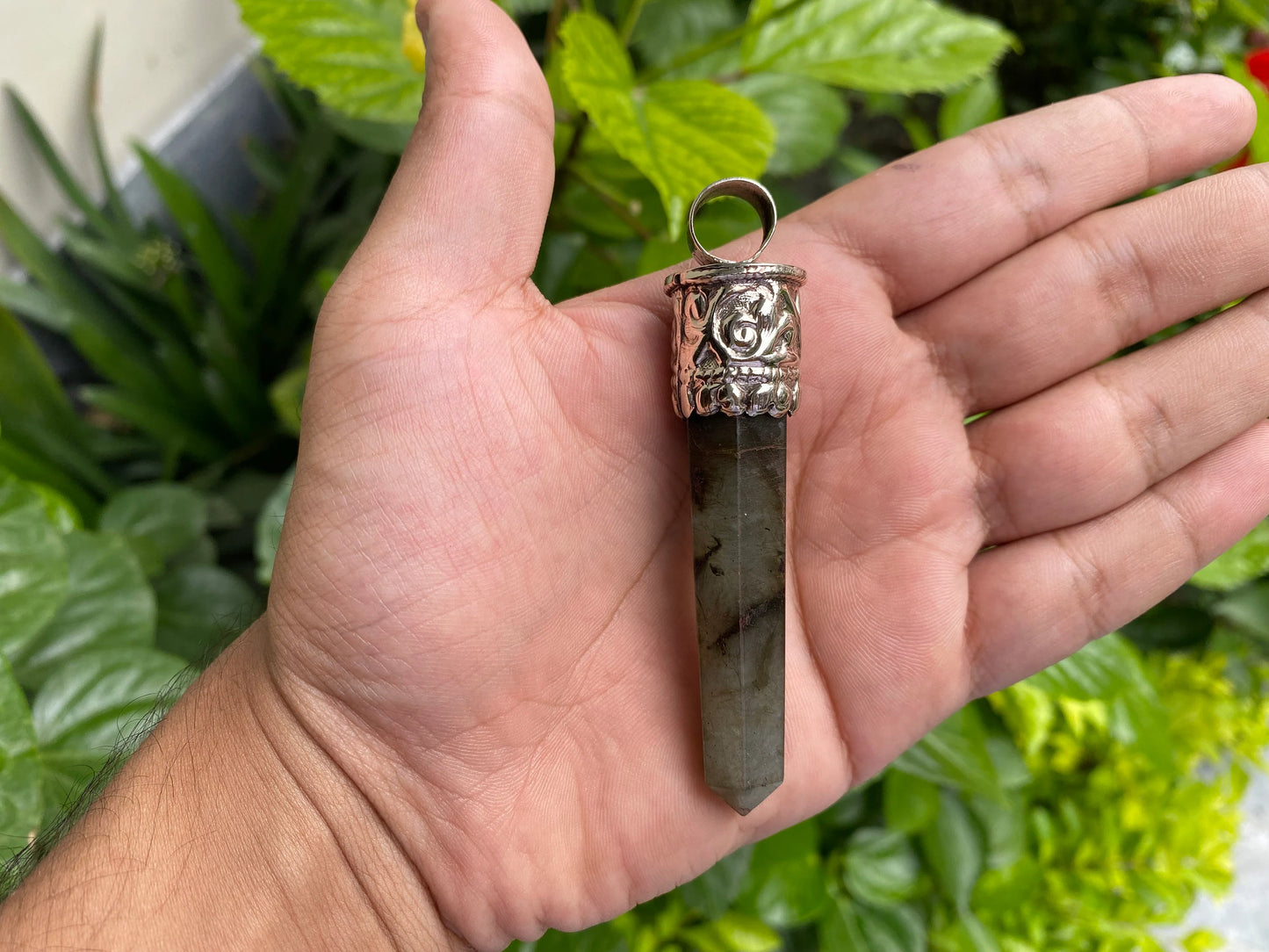 Unique Pointed Labradorite Pendant: Handcrafted for Daily Elegance, Unisex Big Pointed Pendant, Tibetan Silver Pendant, Gift ideas for her.