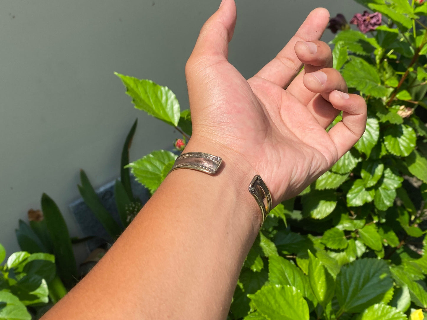 Handmade Copper bracelet with brass wire on edge, Bracelet for daily wear, Healing bracelet, Unisex Bracelet , Antique designed Bracelet.
