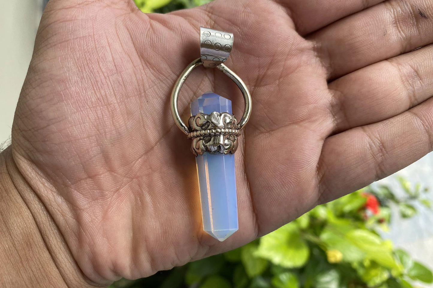 Handmade Natural Opalite Pendant: Boho Vibe with Healing Energy, Unisex Pointed Pointed, Floral details, Positivity, Unique Aesthetic charm.