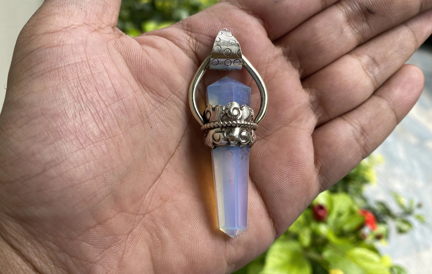 Handmade Natural Opalite Pendant: Boho Vibe with Healing Energy, Unisex Pointed Pointed, Floral details, Positivity, Unique Aesthetic charm.