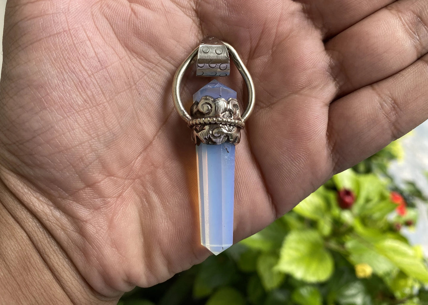 Handmade Natural Opalite Pendant: Boho Vibe with Healing Energy, Unisex Pointed Pointed, Floral details, Positivity, Unique Aesthetic charm.