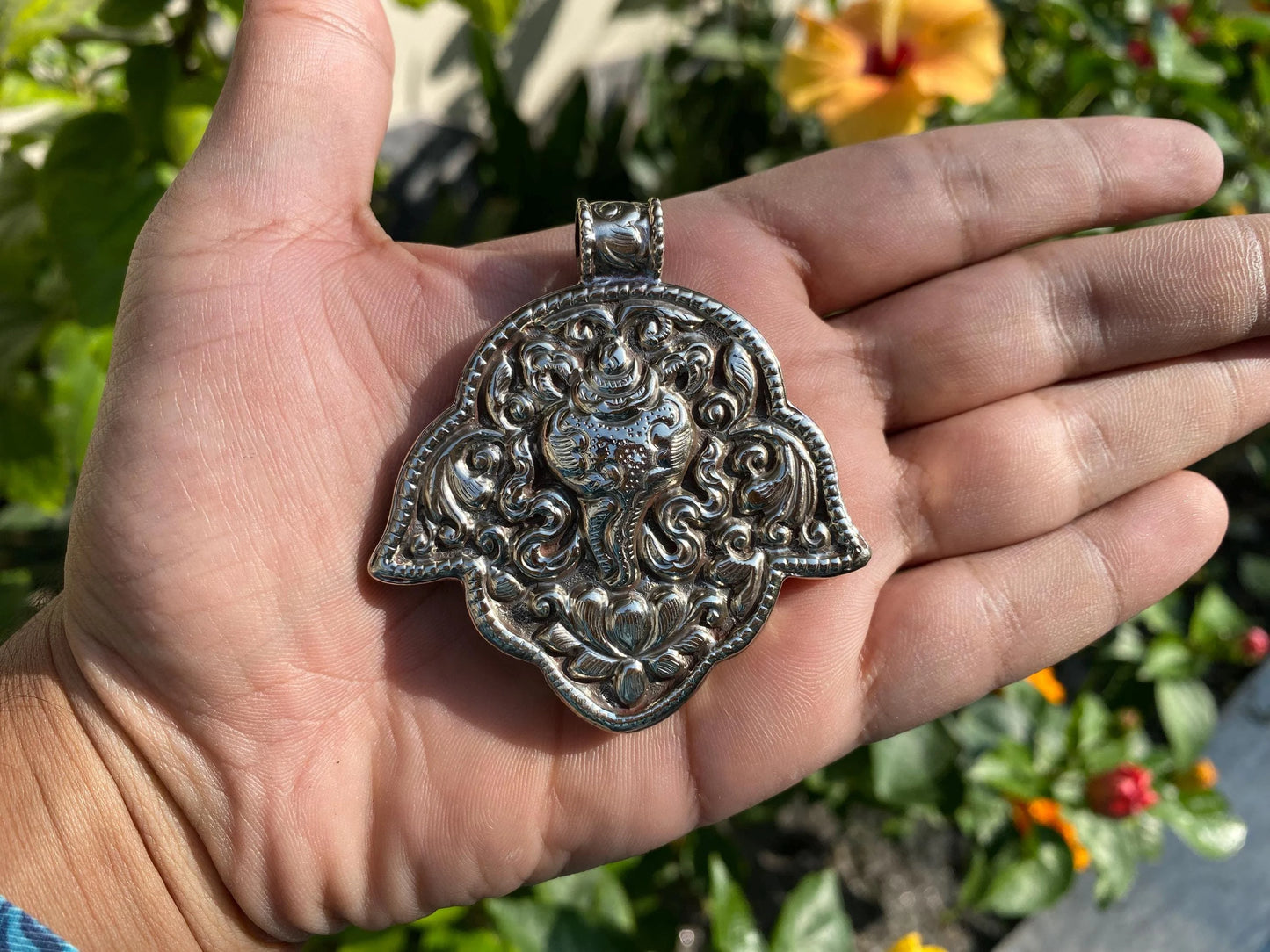 Handmade Tibetan Silver Pendant with Snail and Floral Design Carving | Pendant for Necklace, Bohemian Statement Jewelry, Unisex Daily Wear