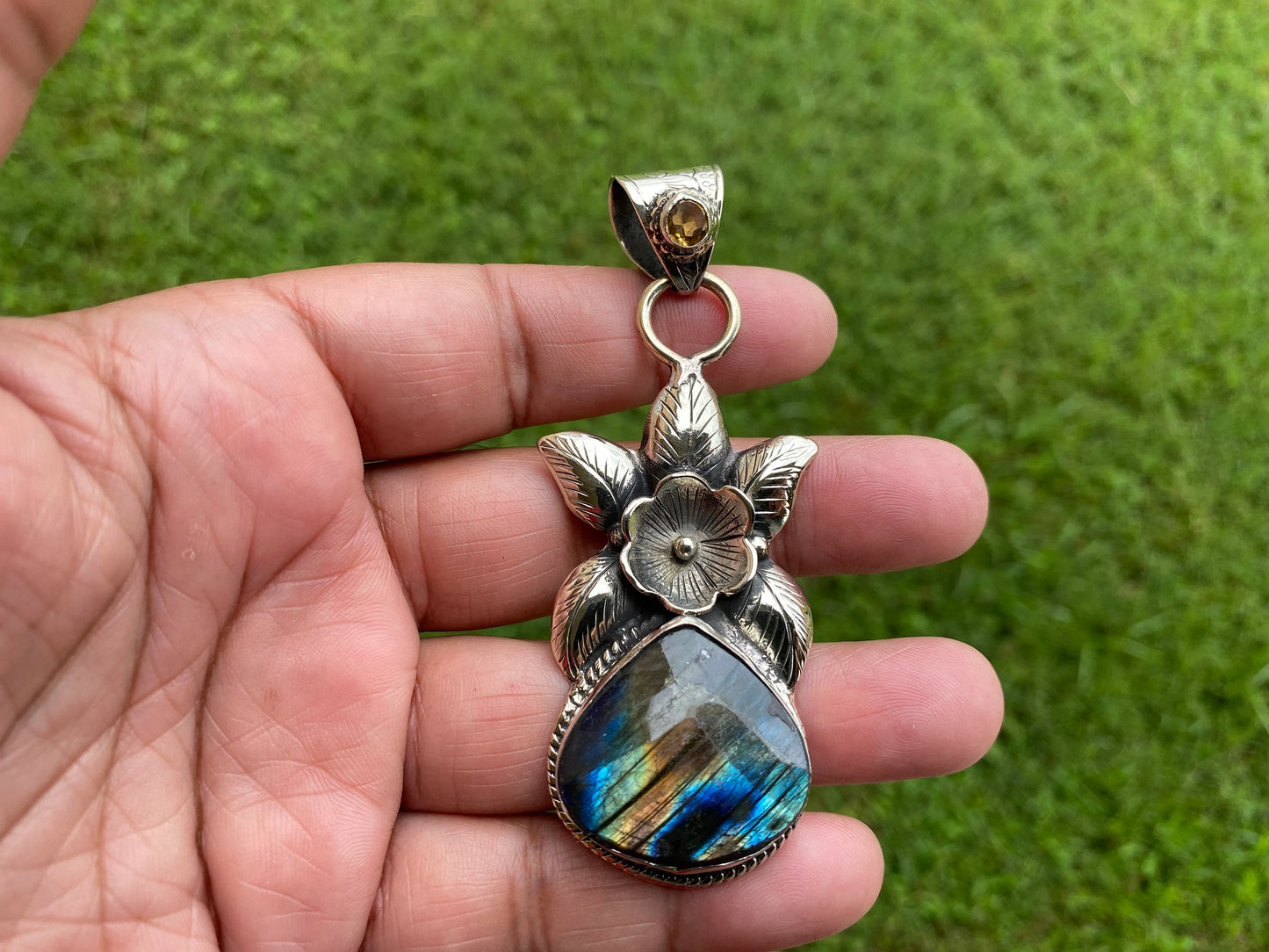 Healing Crystal Labradorite with Citrine Gemstone Necklace Pendant, Tibetan Silver, Labradorite Jewelry for Women, Handmade Gemstone Jewelry