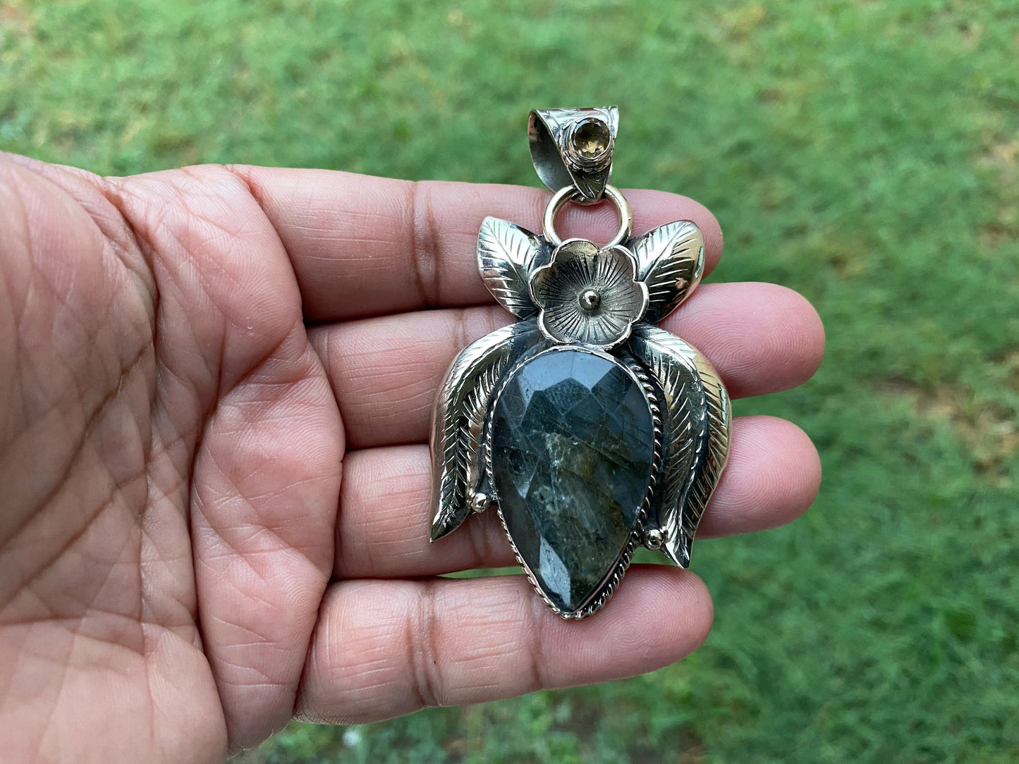 Labradorite Natural Stone Tibetan Silver Pendant with Citrine Gemstone, Healing Crystal, Energy Pendant, Birthday Gift, Birthstone Jewelry