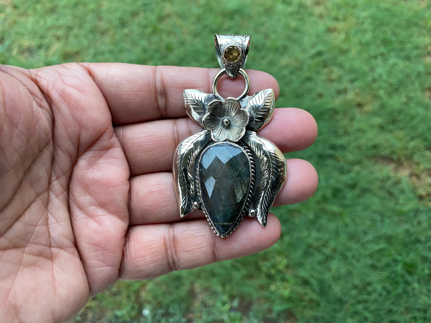 Labradorite Natural Stone Tibetan Silver Pendant with Citrine Gemstone, Healing Crystal, Energy Pendant, Birthday Gift, Birthstone Jewelry