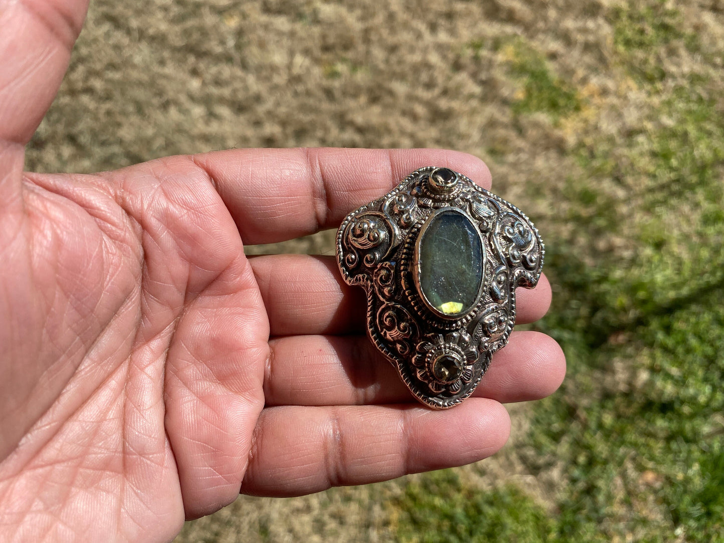 Natural Labradorite Tibetan Silver Pendant with Gemstone, Healing Crystal, Women Jewelry, Birthstone, Ethnic Jewelry, Natural Stone Pendant