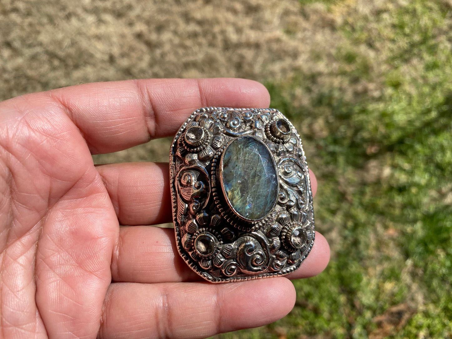 Natural Labradorite Tibetan Silver Pendant with Gemstone, Healing Crystal, Women Jewelry, Birthstone, Ethnic Jewelry, Natural Stone Pendant